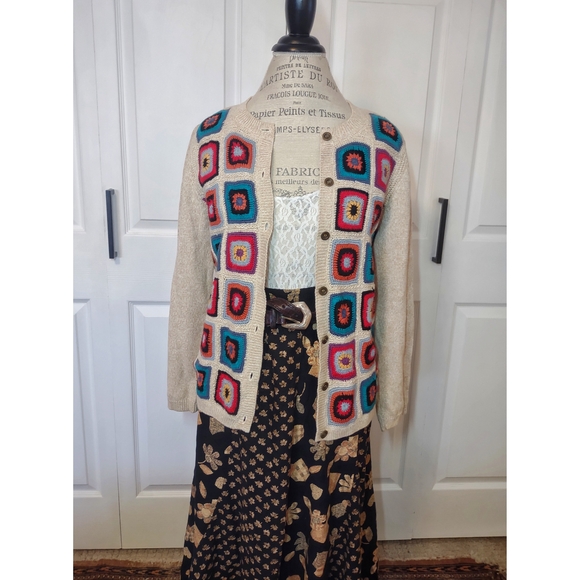 Alfred Dunner Sweaters - Vintage Alfred Dunner Petite Crochetd Cardigan| Granny Squares| Beige